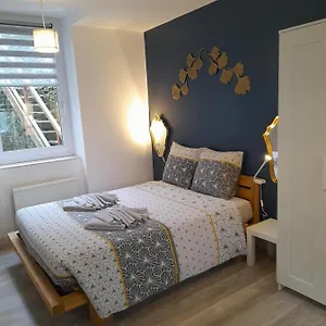 17, Face A La Gare Apartment Lannion