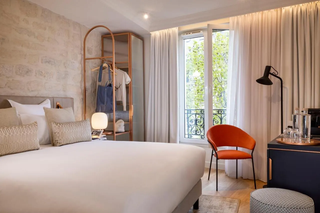 Alberte Hotel Paris Fransa